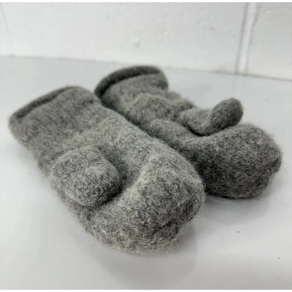 Hestra Shetland Wool Thinsulate Lined Gray Junior Mittens / Youth Size 7